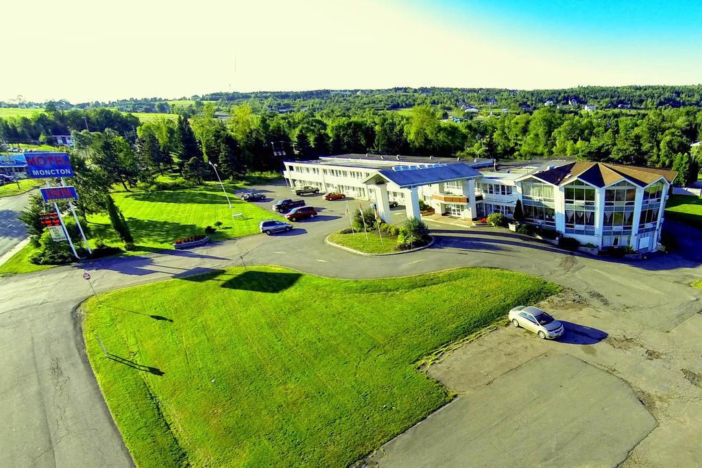 Hotel Moncton Exterior photo